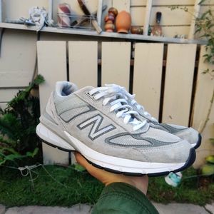 VTG New Balance 990 Shoes